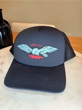 NEW men’s fishing Free fly Hat with Eagle & Fish Graphic